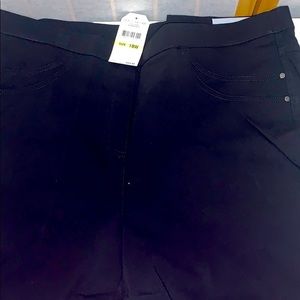 Blk pants‎